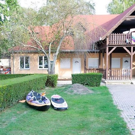 Sello Szabadidocentrum Domsod Bagian luar foto