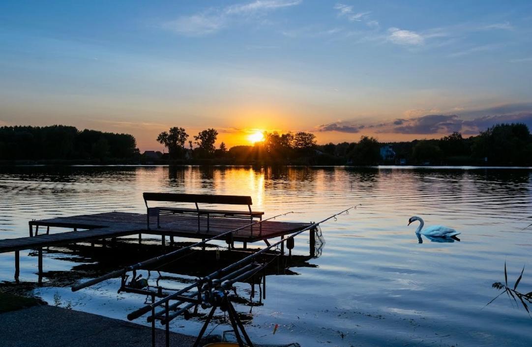 Sello Szabadidocentrum Domsod Bagian luar foto